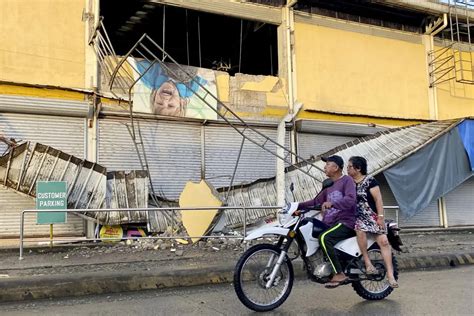 iloilo earthquake today tsunami|Strong earthquake that sparked a tsunami warning leaves 1 dead amid.